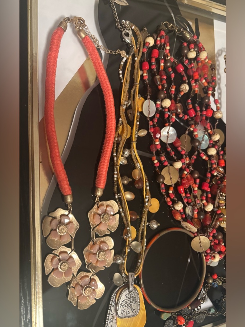 4 Vintage Necklaces ( Coldwater Creek & Ann Taylor) and 2 Bracelets #122 - Picture 3 of 16